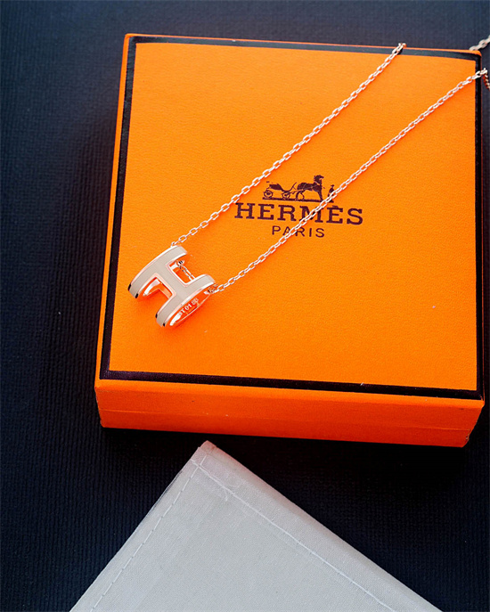 Hermes Nacklace 008